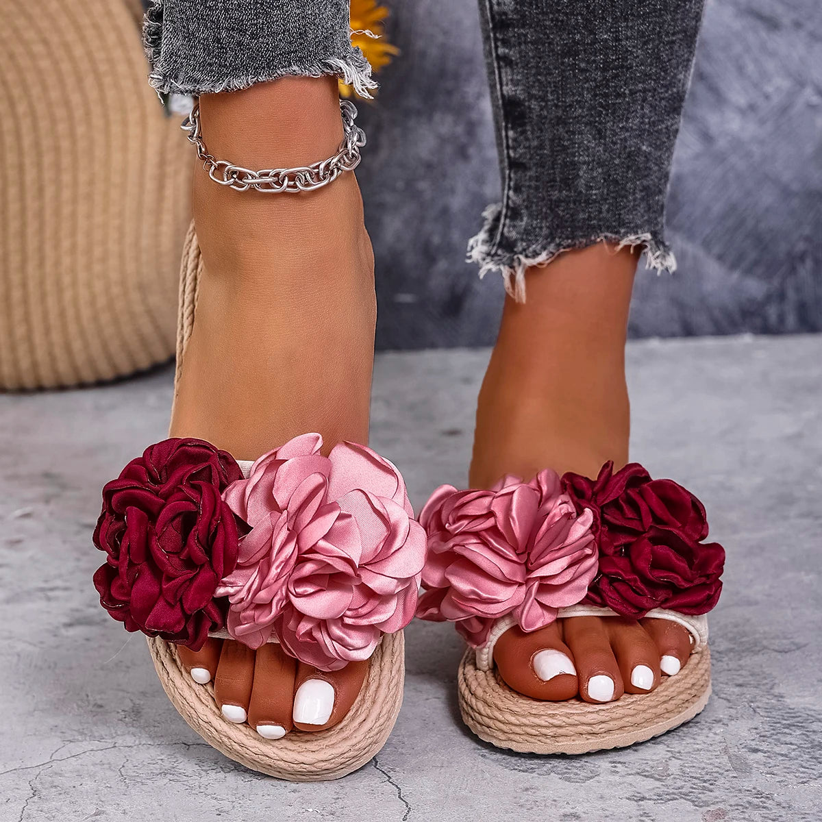 Women's Fashionable Multi-Color Large Flower Student Vacation Beach Lightweight Non-Slip Wear-Resistant Flat Slippers