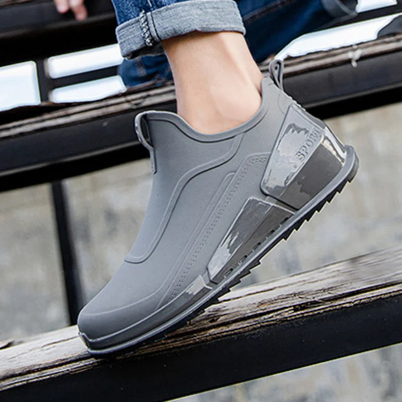 Men's Rain Boots Ankle Waterproof Shoes Men Casual Fishing Work Shoes Slip on Non-slip Rain Shoes Womens Kitchen Rubber Shoe 장화