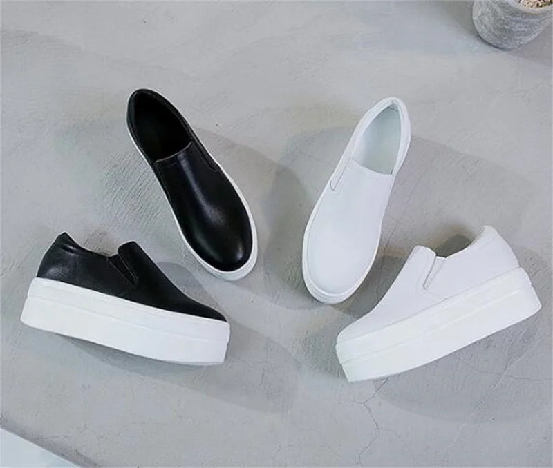 ZXRYXGS 2026 New Top Cowhide Platform Shoes Woman Sneaker Non-slip Comfort Winter High Heels Leather Shoes Women Casual Shoes