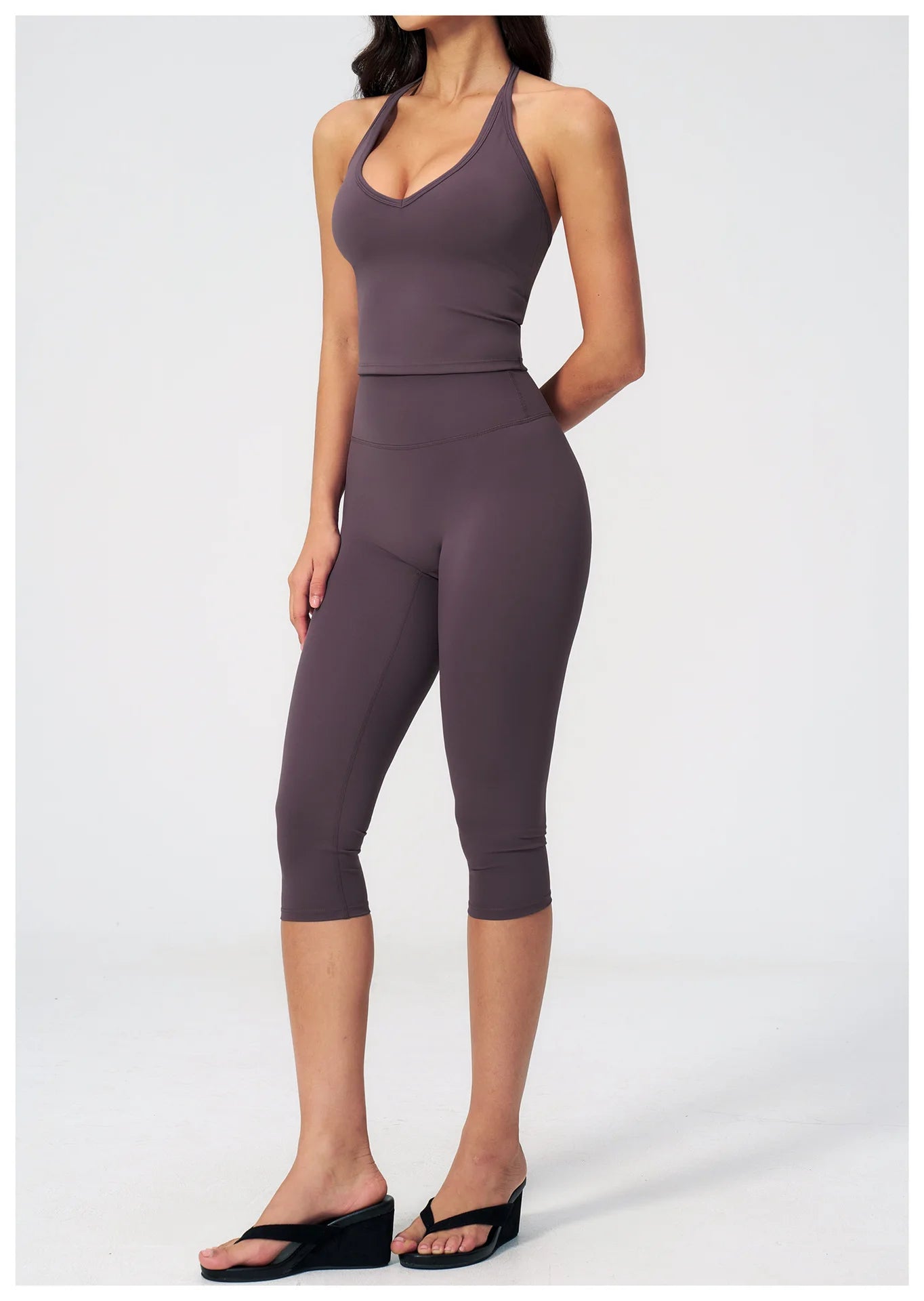 Sports Set Two Pieces Yoga Set Women's Sports Set Quick Drying Short Sleeve Fitness Set Gym Running Slim Capri Pants Sportswear