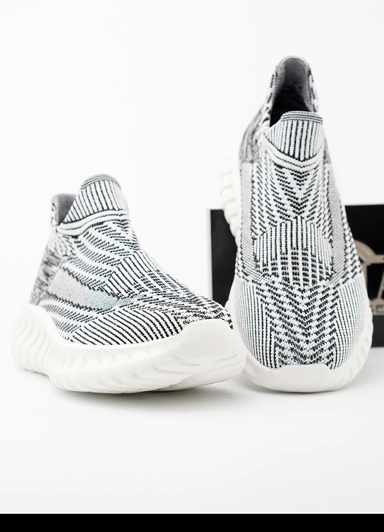 Men's Women Running Shoes Comfortable Slip on Sneakers Man Socks Shoes Lightweight Knit Breathable Casual Outdoors Sneakers