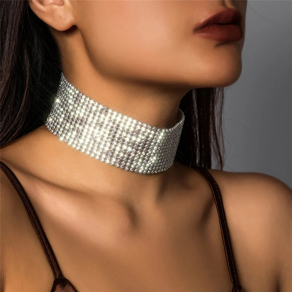 Ingemark Sparkling Silver Color Crystal Collar Choker Necklace for Women Bridal Goth Rhinestone Clavicle Chain Elegant Jewelry