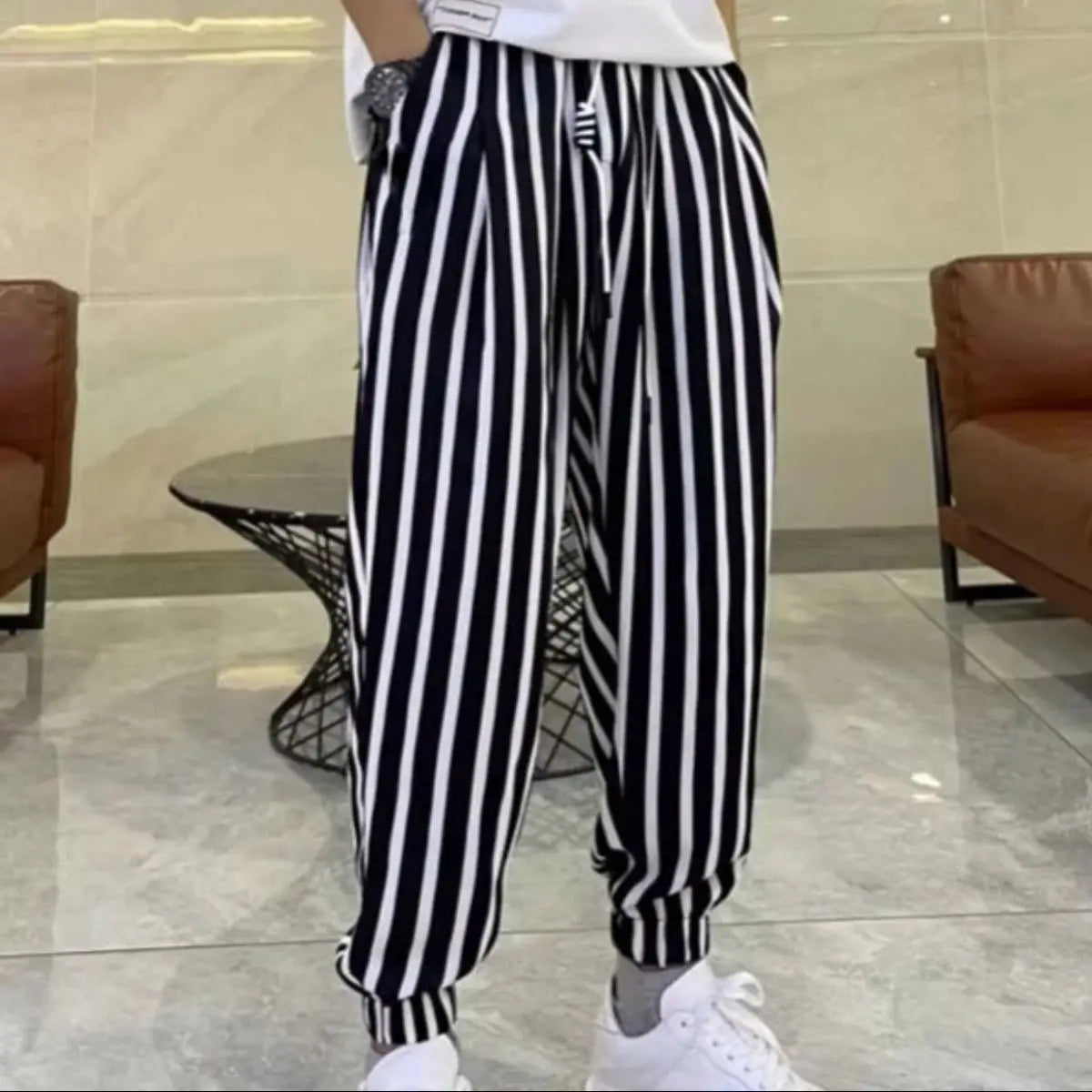 New summer casual and fashionable printed black and white striped sports handsome tie-length pants trendy men's harem pants