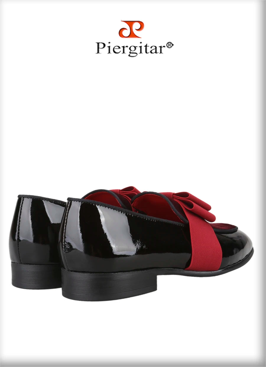 Black Patent Calfskin And Velvet Hand Stitching Men’s Dress Shoe With Grosgrain Ribbon Bow Adorns CL Brand Couture Loafer