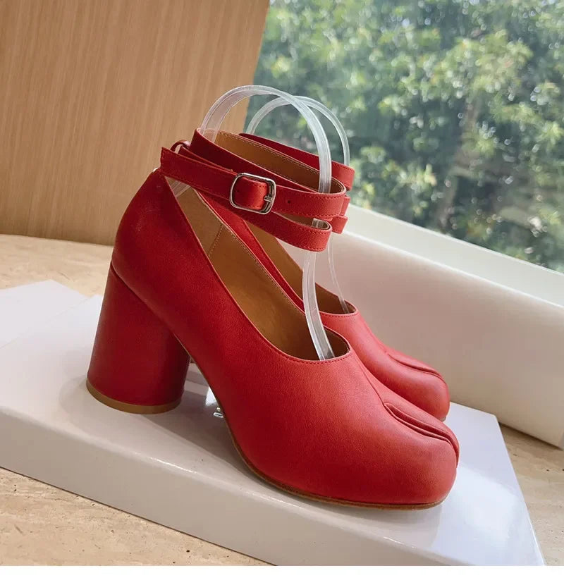 Vintage Spring Fashion Slipt Toe Tabi Women Pumps Chunky Round Heeled Ankle Strap High Heels Patent Leather Party Shoes