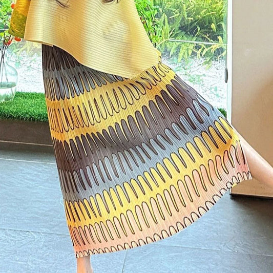 Versatile pleated 2025 printed skirt summer new temperament design thin thin split pleated skirt  Regular Fit