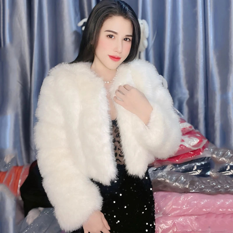 Faux Fox Fur Coat V-Neck Winter Woman Long Sleeve Warm Winter Coat Women Fashion Luxury New Fur Jacket Teddy Chic Outwear 2024