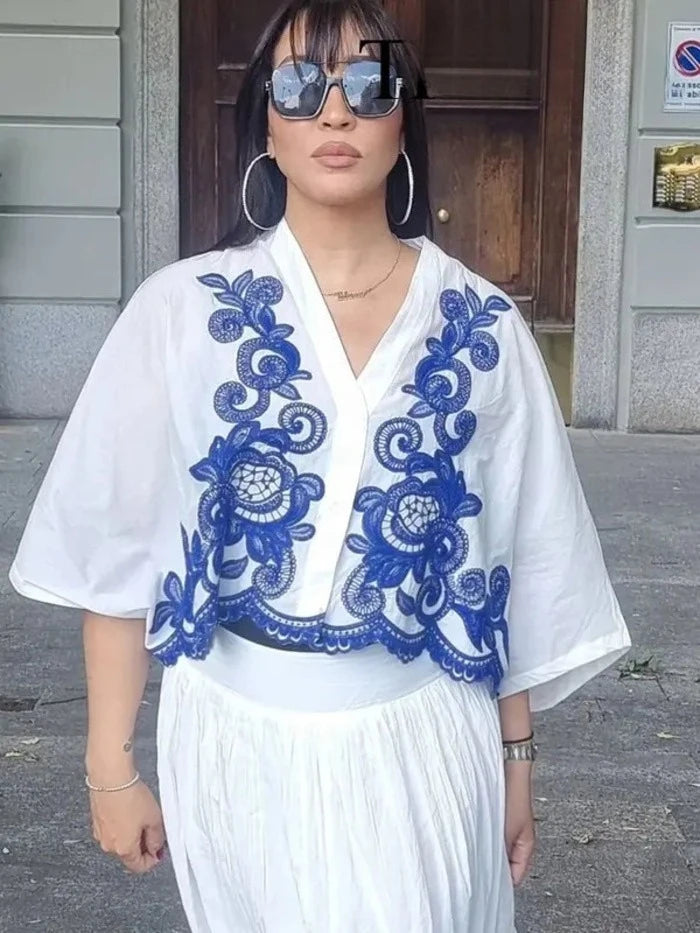 Women's 2-piece Set Of Blue Embroidered Single-breasted Loose Shirt + Chic High-waisted Loose Pleated Street Skirt Suit