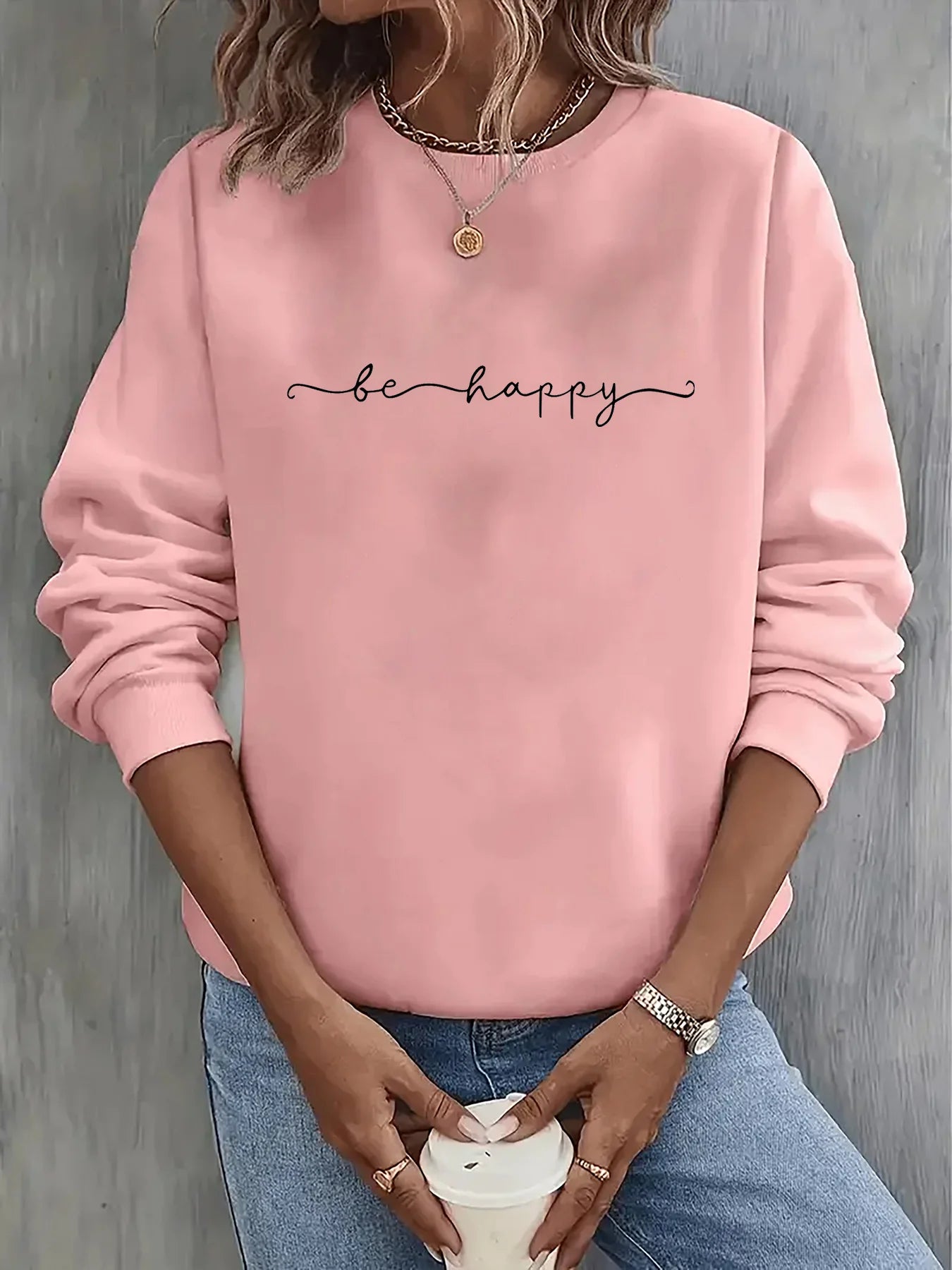Women's Casual Heart Print Pullover Sweatshirt Geometric Design Long Sleeve Round Neck Machine Washable Regular Fit for Autum