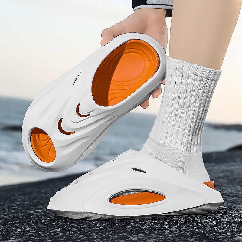 New Men's Slippers Outdoor Indoor Beach Sandals Comfortable Thick Soft Slides Men Women Casual Shoes Men Flip-flops Slippers