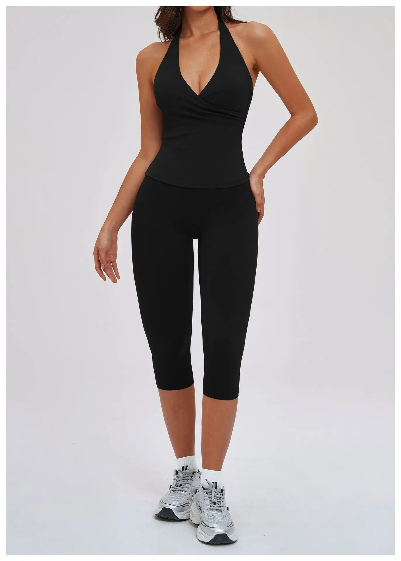 Sports Set 2 Pieces Yoga Set Sexy Women's Sports Set Quick Dry Fitness Set Gym Running Slim Capri Pants Leisure and Fashion Sets