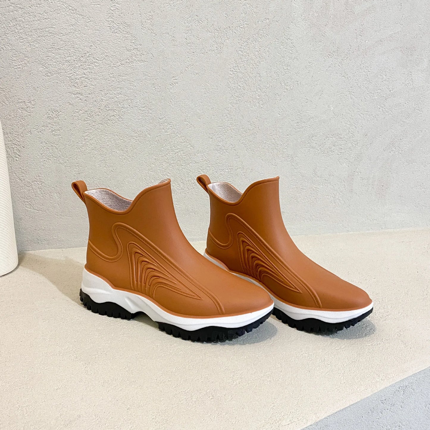 Women Rainboots Slip-on Waterproof Girls Ankle Boots PVC Anti-Slip Spring Autumn Rain Shoes Platform Woman Fishing Rubber Shoes