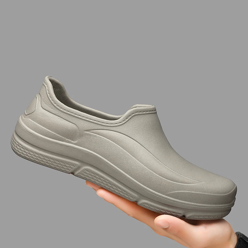Summer Chef Shoes Anti Slip and Oil Proof Work Shoes Casual Lazy Slippers Soft Comfortable Beach Slippers Sandals Garden Shoes