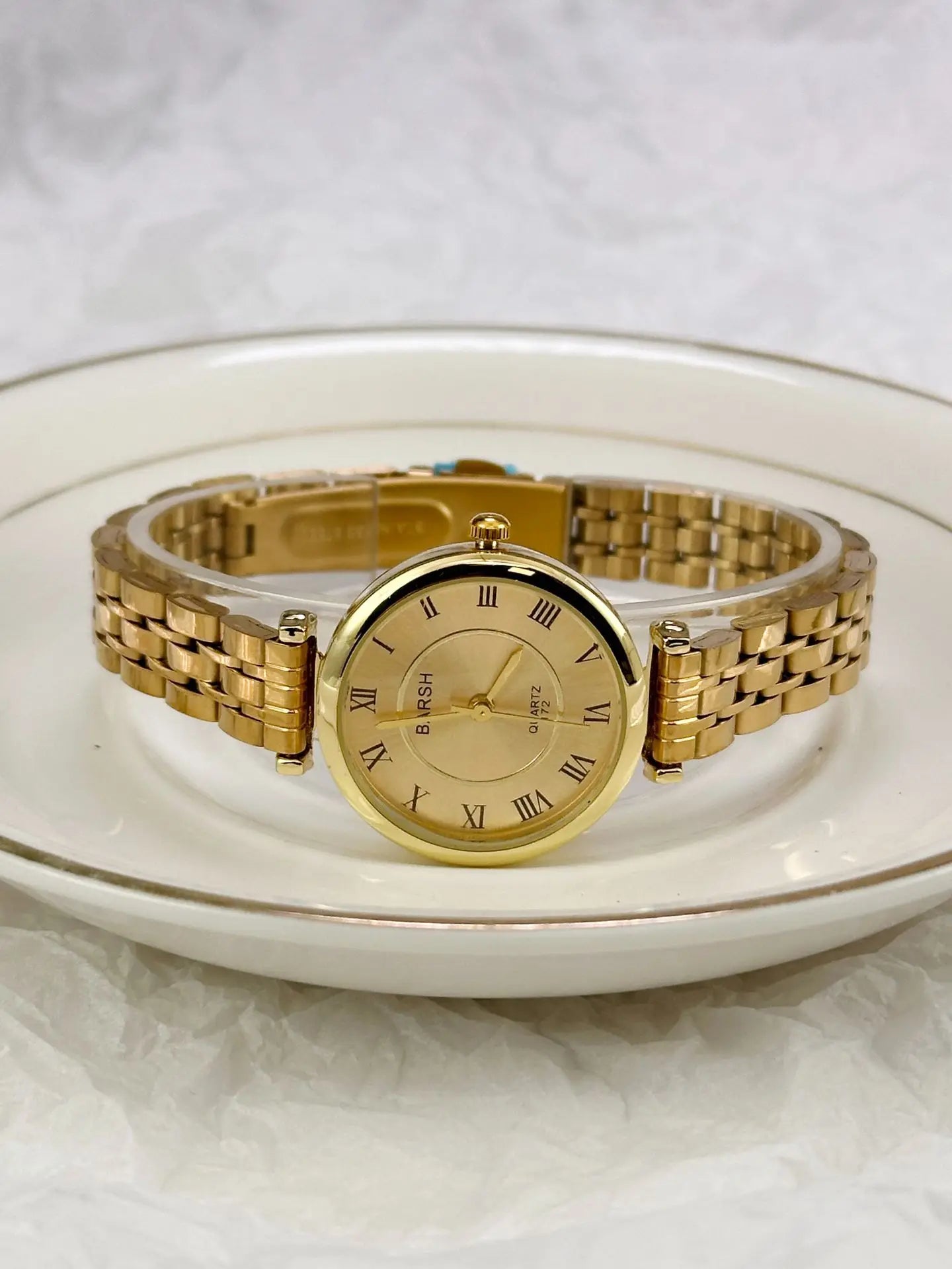 UTHAI New Women's Watch Steel Strap Exquisite Ladies' Watches Simple Thin Compact Fashion Wrist Watch Clock