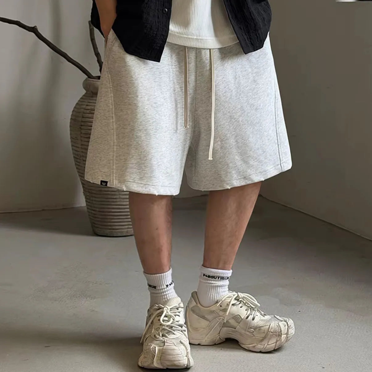 Mens Summer Casual Shorts Loose Fit Elastic Waist Drawstring Streetwear Sweatpants Hip Hop Shorts Knee Length Straight Trousers