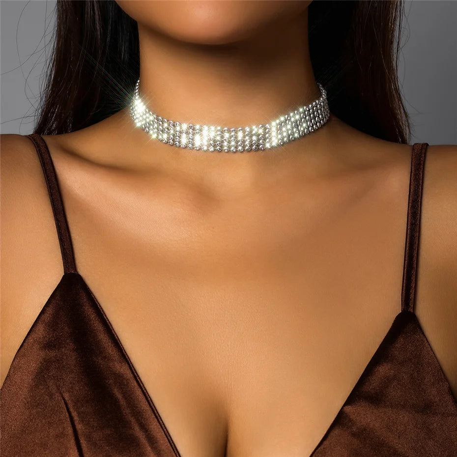 Ingemark Sparkling Silver Color Crystal Collar Choker Necklace for Women Bridal Goth Rhinestone Clavicle Chain Elegant Jewelry