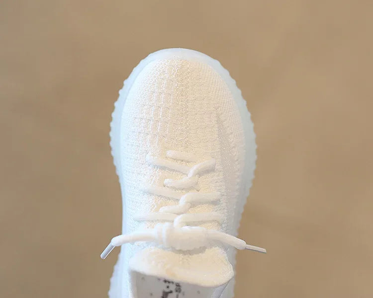 Fashion Kids Running Shoes Boys Girls Light Casual Sports Shoes Soft Soled Sneakers School Children's Sneakers Tennis Flat Shoes