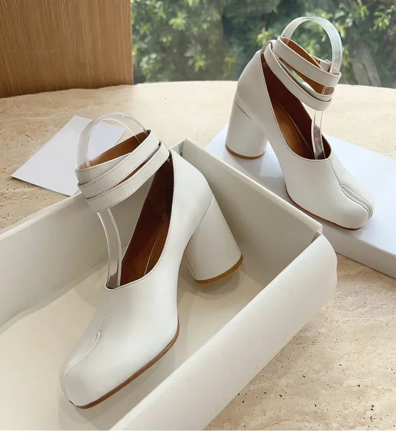 Vintage Spring Fashion Slipt Toe Tabi Women Pumps Chunky Round Heeled Ankle Strap High Heels Patent Leather Party Shoes