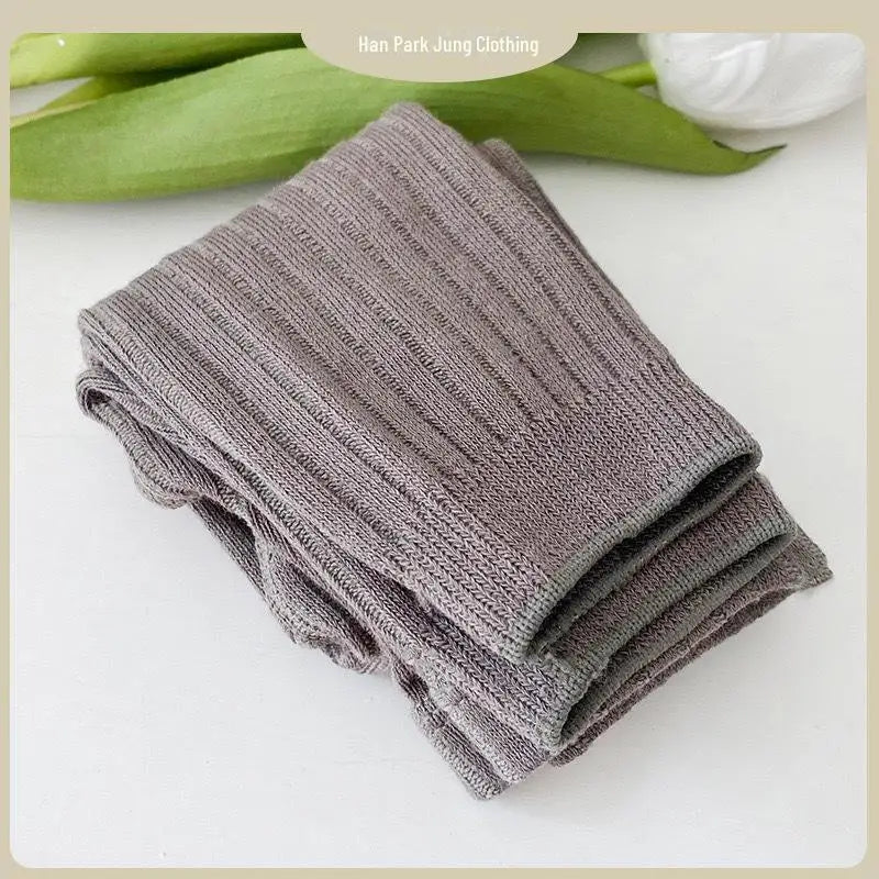 Kids' Korean Style Casual Nine Point Leggings for Spring & Autumn. Elastic and Comfortable Baby Girls' Pantyhose.