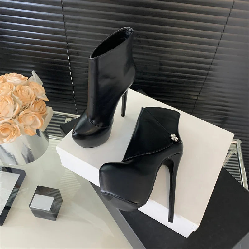 Hlieny Size 35-42 Fashion Extreme Platform Boots Women Winter Fashion Round Toe Thin High Heels Flowers Buckle Shoes