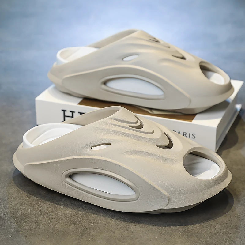 New Men's Slippers Outdoor Indoor Beach Sandals Comfortable Thick Soft Slides Men Women Casual Shoes Men Flip-flops Slippers