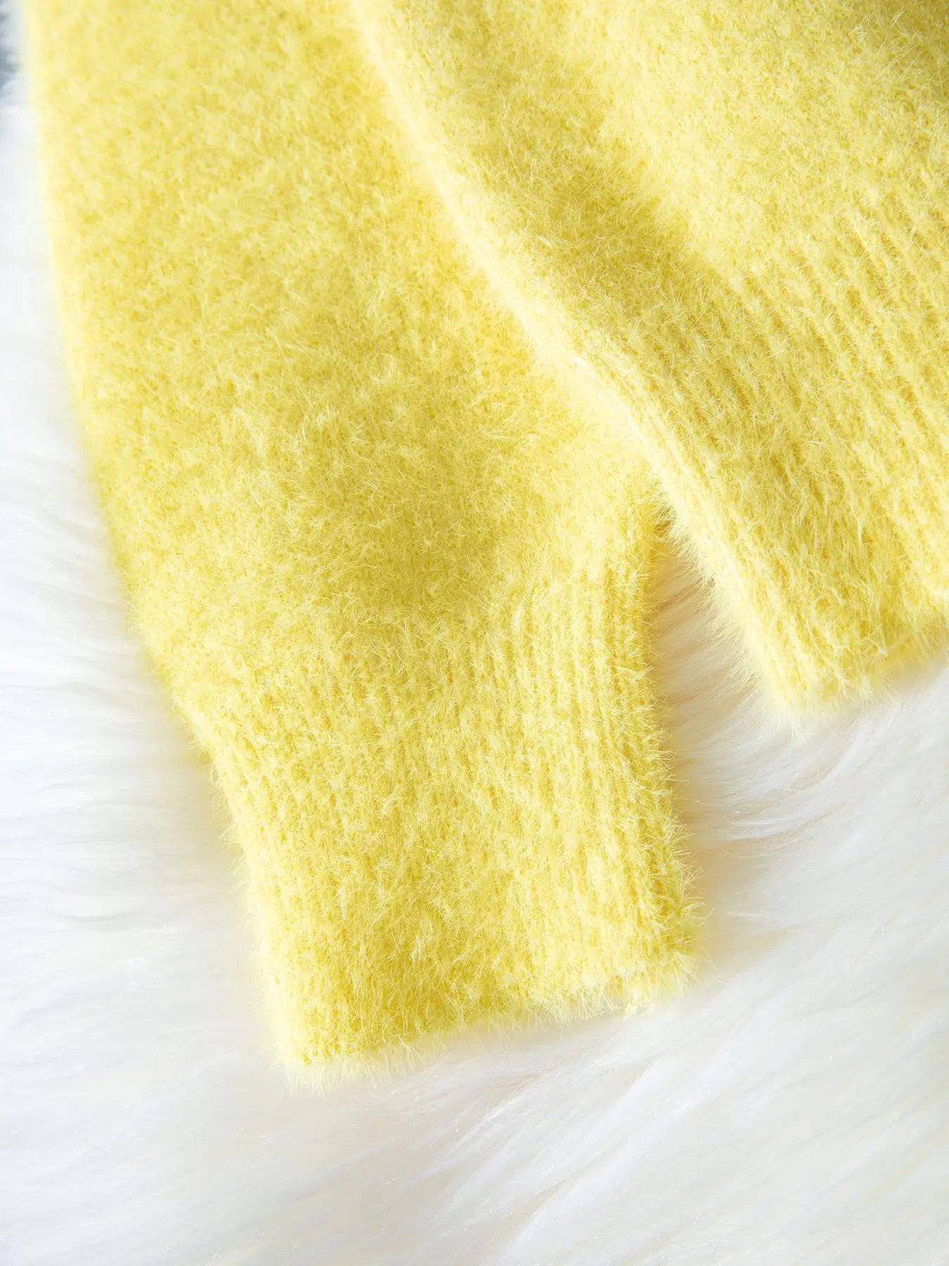 Autumn Winter Fashion Yellow Cardigan Women Heart Button Long Sleeve Knit Sweater Outerwears