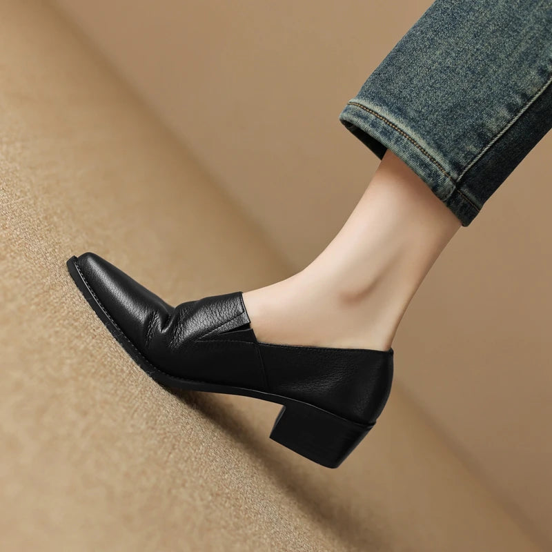 Women's New Simple and Comfortable Vintage Leather Pointed High Heels Large Lefu Shoes