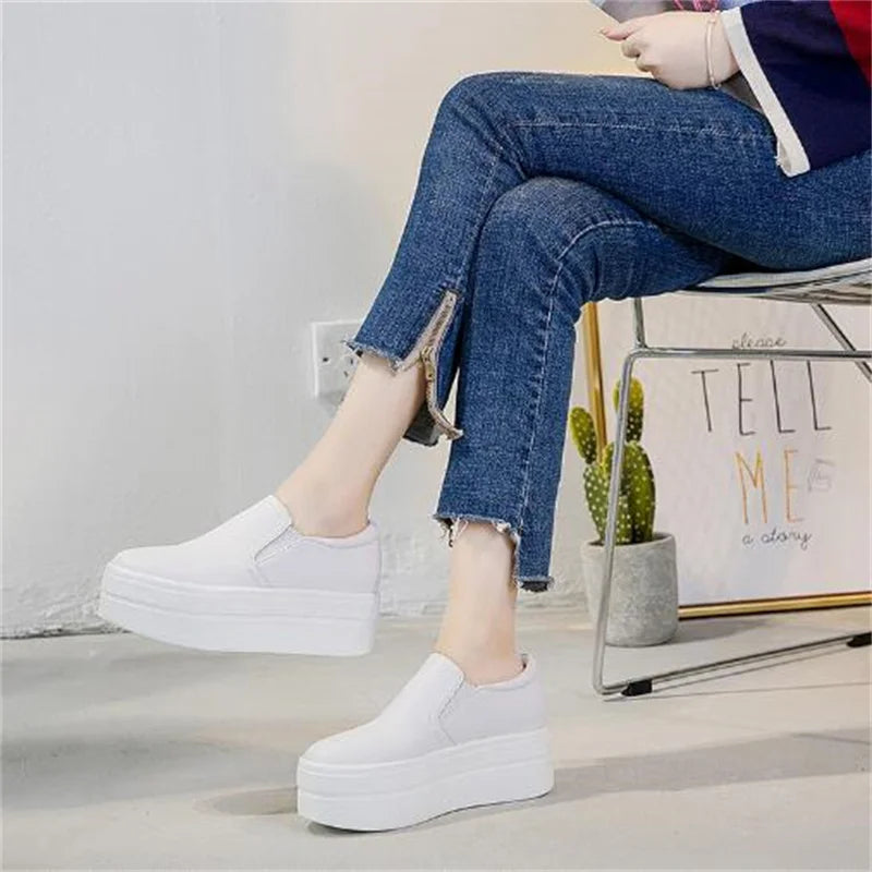 ZXRYXGS 2026 New Top Cowhide Platform Shoes Woman Sneaker Non-slip Comfort Winter High Heels Leather Shoes Women Casual Shoes