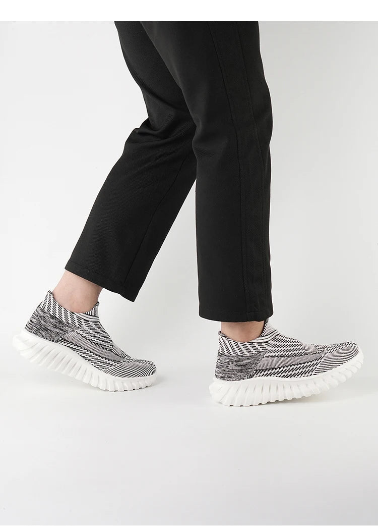 Men's Women Running Shoes Comfortable Slip on Sneakers Man Socks Shoes Lightweight Knit Breathable Casual Outdoors Sneakers