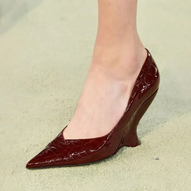 Summer 2024 New High Heels Thick Sole Thick Heel Lacquer Leather Shallow Mouth Pointed Fashion Sexy Women's Oversized Shoes