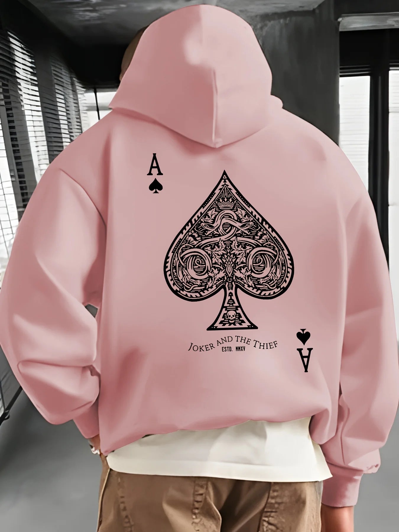 Men's autumn and winter casual fashion loose back poker card A graphic printed long sleeved hooded sweatshirt warm pullover BAZAARHUBO