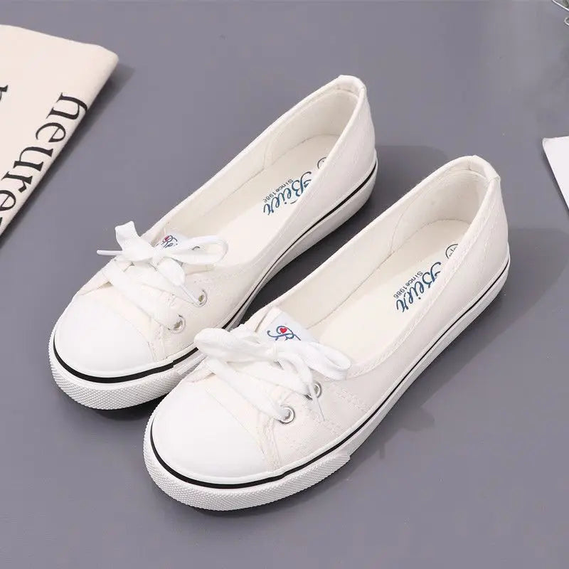 Red Women Footwear Flat Round Toe Black Canvas Ladies Shoes New Arrival 2025 Sale Cheap Vulcanized for Casual Urban 39 Walking A