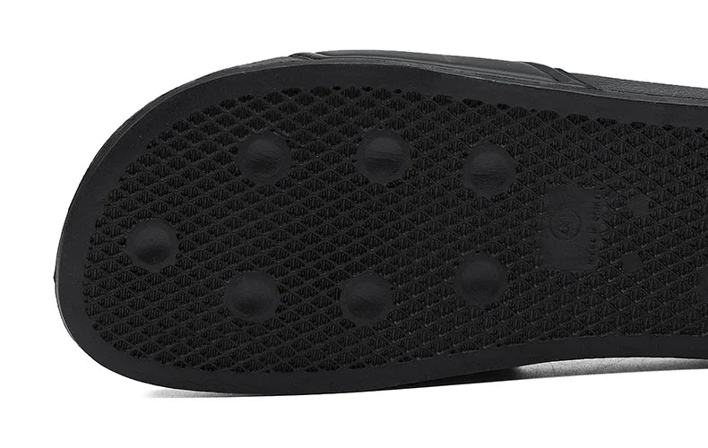 Summer Men Slippers Indoor Home Slides Bathroom Shoes Outdoor Garden Shoes Massage Clogs Male Beach Slippers Flip-Flops Mules 48
