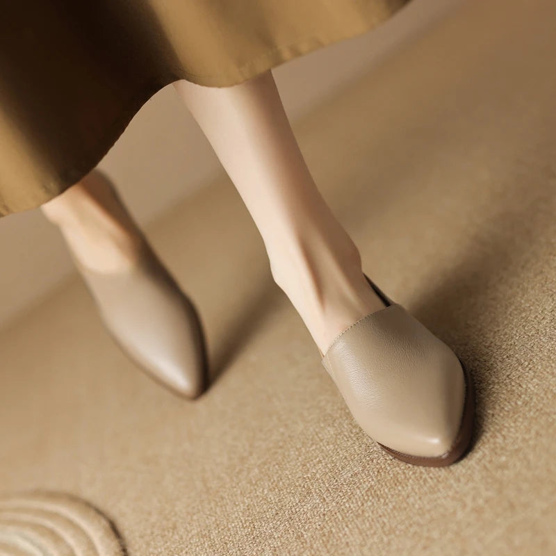 Women's New Simple and Comfortable Vintage Leather Pointed High Heels Large Lefu Shoes