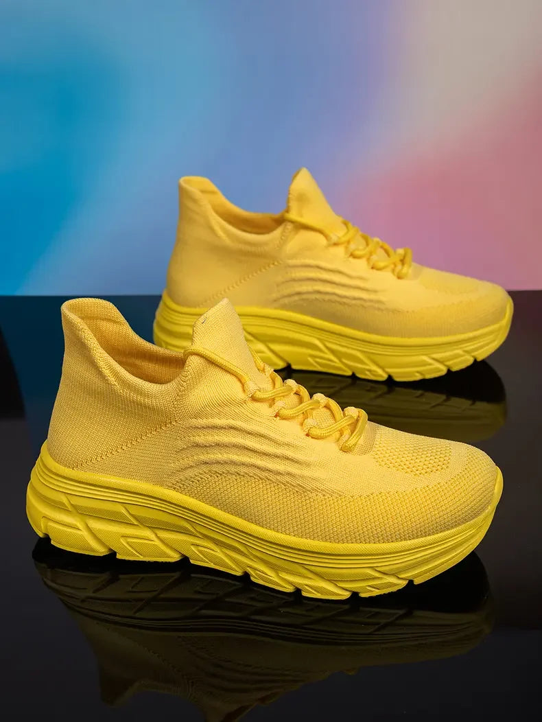 Men's Gray Running Shoes - Breathable Mesh Lace Cushioned Flat Boots Lightweight Sports Training Shoes Casual Style Design Shoes