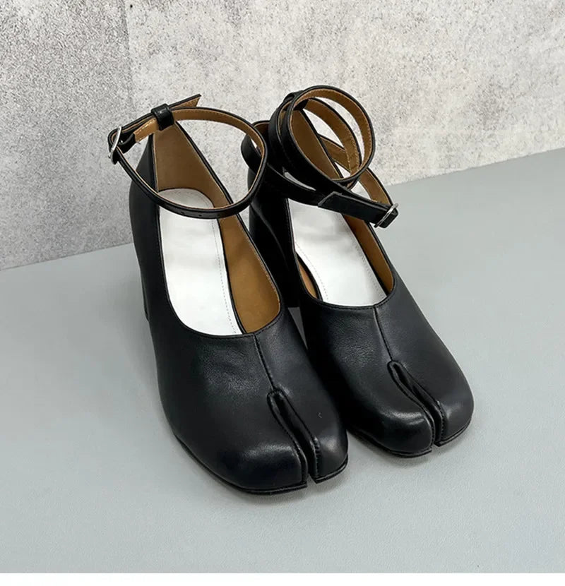Vintage Spring Fashion Slipt Toe Tabi Women Pumps Chunky Round Heeled Ankle Strap High Heels Patent Leather Party Shoes