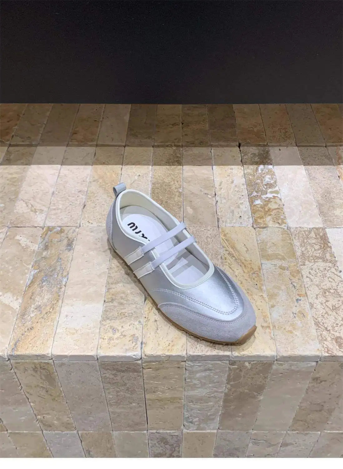 Flat Bottomed Retro Ballet Shoes for Women 2026 New Sports and Casual Shallow Mouth Vulcanized Shoes