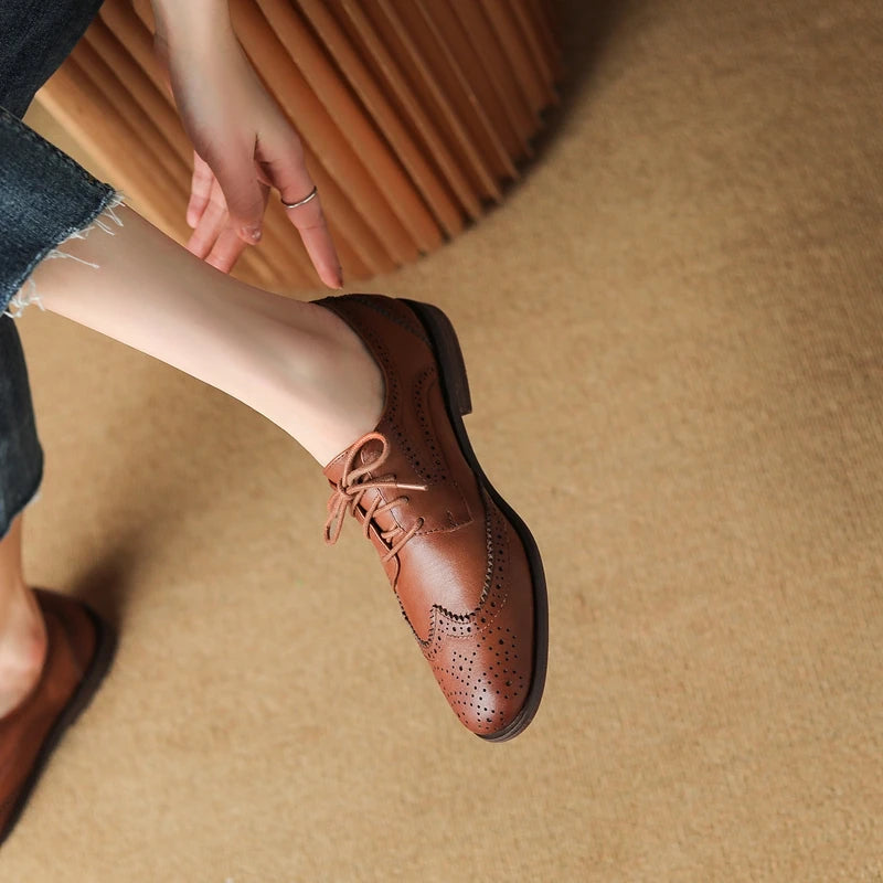 Women's New Round Head Burnt Flower Inner and Outer Leather Cowhide Lace up Large Low Heel Block Oxford Shoes