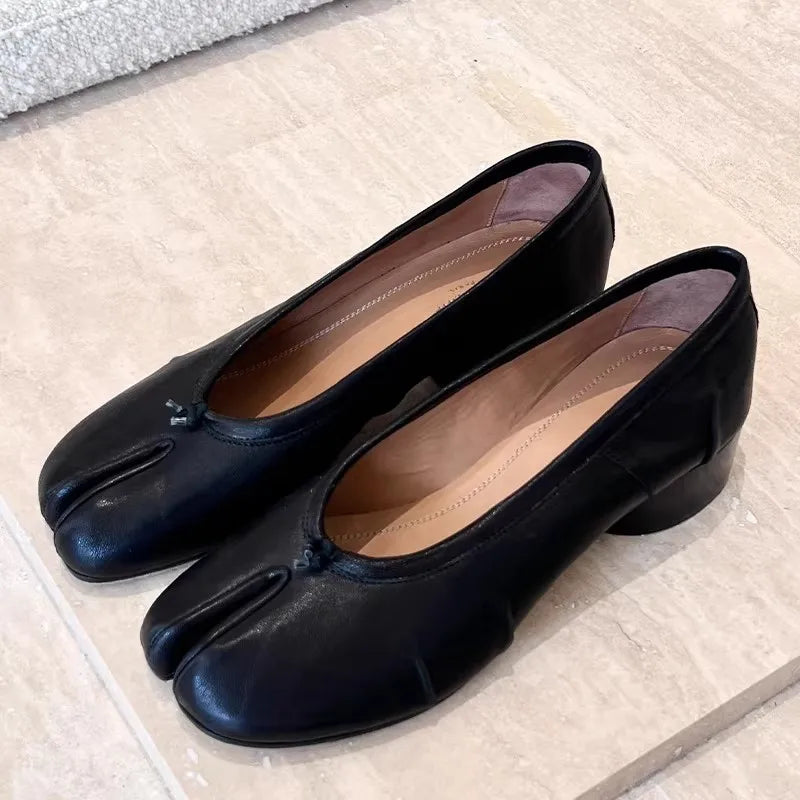 Slip-On Cylindrical Heel Tabi Pumps Bowknot Split Toe High Heels for Women Handmade Multi-Color Novelty Design Leather Shoes New