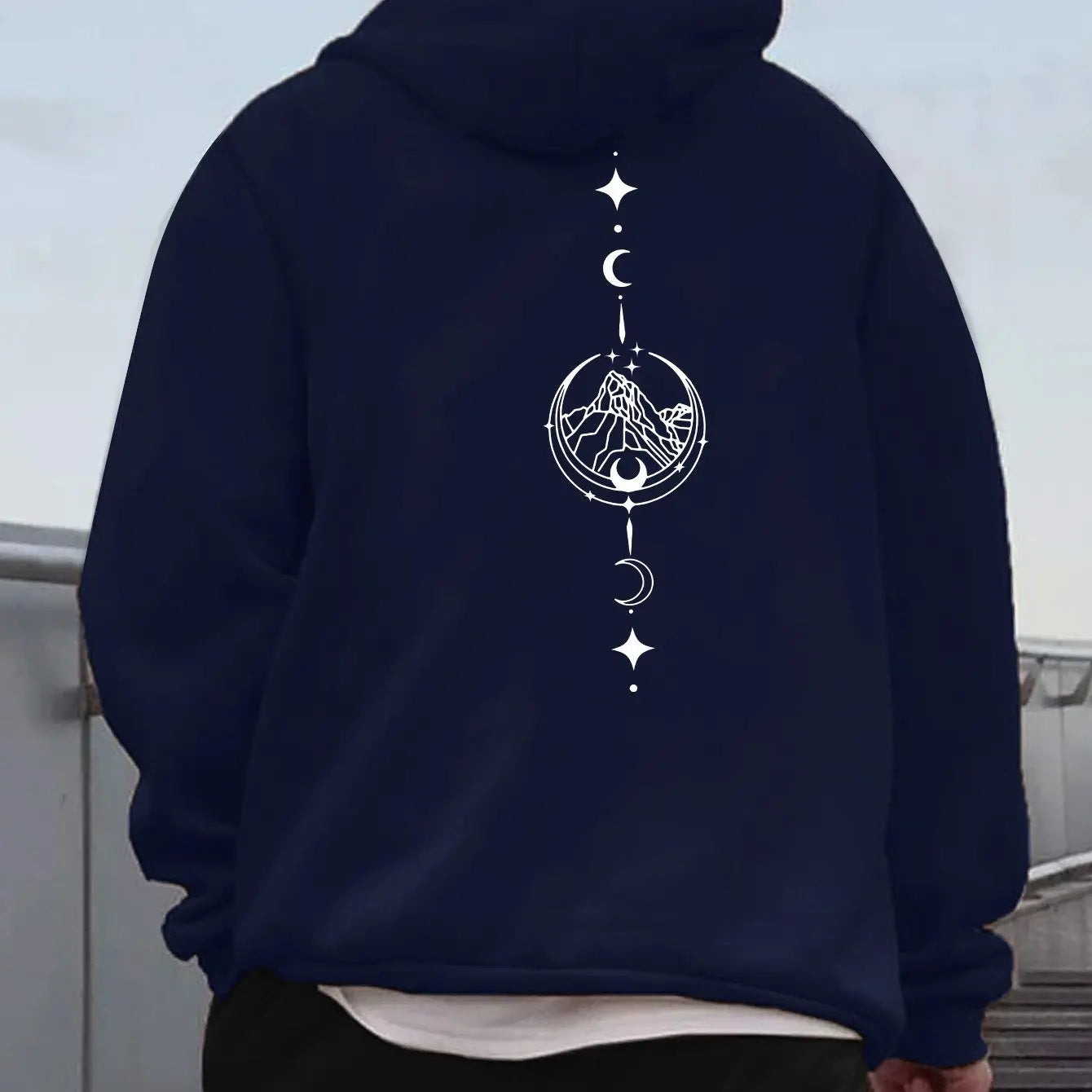 Men's autumn and winter casual fashion loose geometric print long sleeved hooded sweatshirt warm pullover BAZAARHUBO