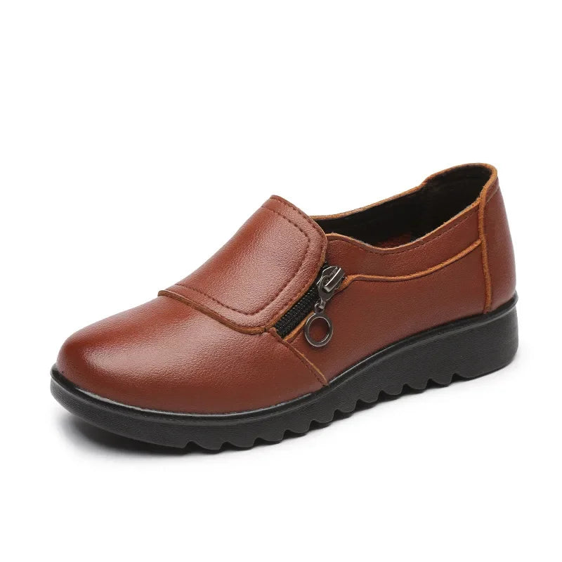 New Fashion Womens Flat Shoes Female Moccasin Slip-on Shoes Lightweight Women Casual Shoe Solid Color Versatile Zapatos De Mujer