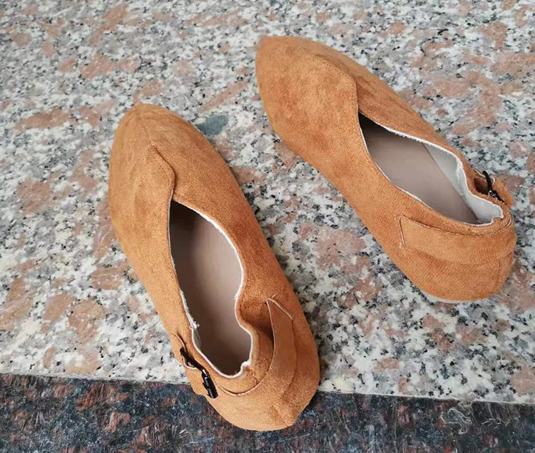 Suede Women Loafers Summer Women Flats Shoes Retro Pointed Toe Slip on Casual Shoes Zapatos Mujer Plus Size 43 Breathable V Port