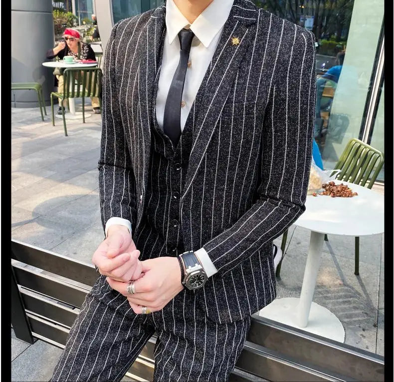 2023 Men's British Fashion Three-piece Set Slim Fit Suit Vest Trousers Ensemble Handsome Trendy All-in-one Banquet Blaze