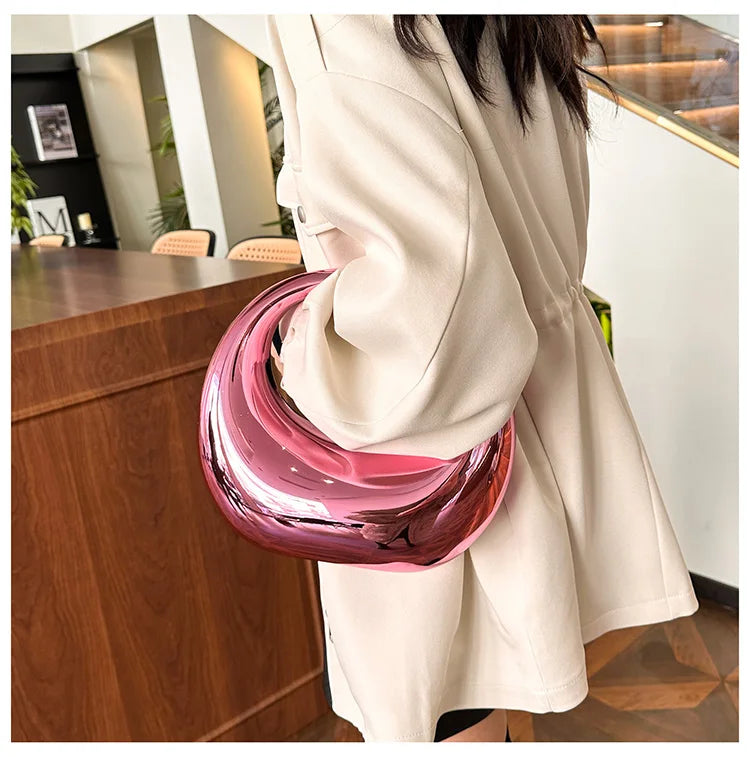 Hot Selling Creative Design Women's Top-Handle Bag PVC Metallic Luster Half Moon Banquet Women's Bag 2026 New Luxury Handbag