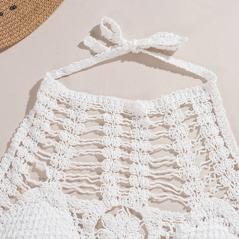 Bohemian Ethnic Style Sexy Knit Backless Short Crop Top For Women Lightweight Hollow Out Crochet Tassels Hem Halter Bras Bustier