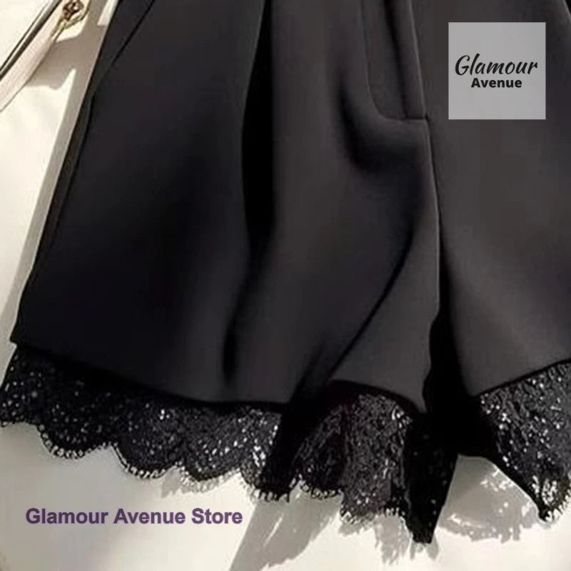 Korean-style fashion lace skirt pants female spring and autumn new slim fashion temperament high waist casual Joker short pants.