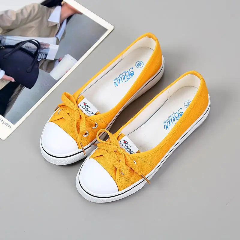 Red Women Footwear Flat Round Toe Black Canvas Ladies Shoes New Arrival 2025 Sale Cheap Vulcanized for Casual Urban 39 Walking A