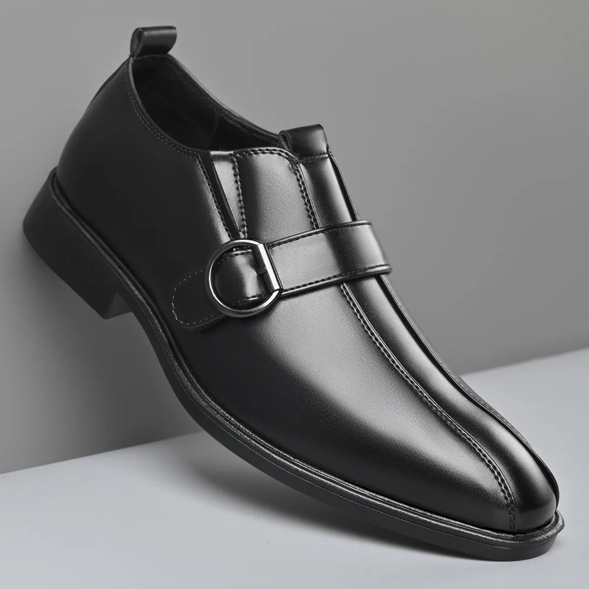 Designer Big Size 38-47 Men Dress Shoes Fashion Solid Color Wedding Shoes Male Spring Autumn Buckle Designer Man Leather Shoe