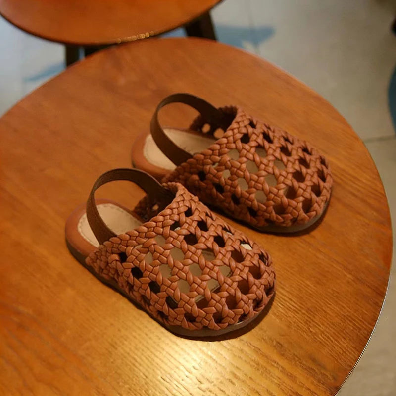 Kids Casual Sandals Weave Trendy Girls Casual Shoes Soild Color Versatile 2026 Brand New Children Fashion Walking Shoes Soft