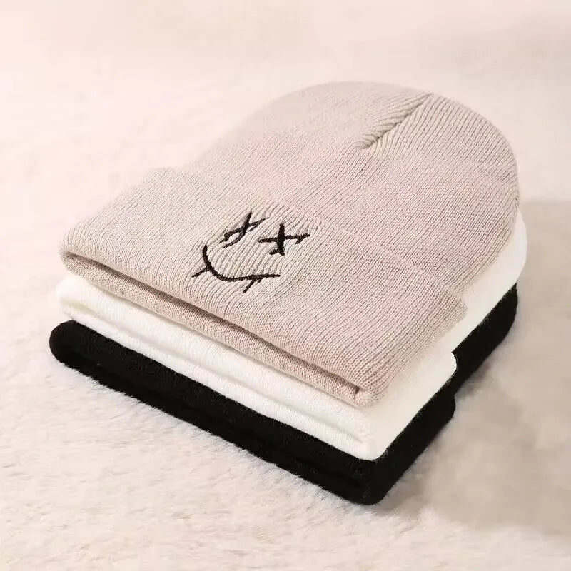 1pc/3pcsWinter and autumn warm-up hat with embroidered smiling face woolen hat for men and women, knitted for casual and active BAZAARHUBO